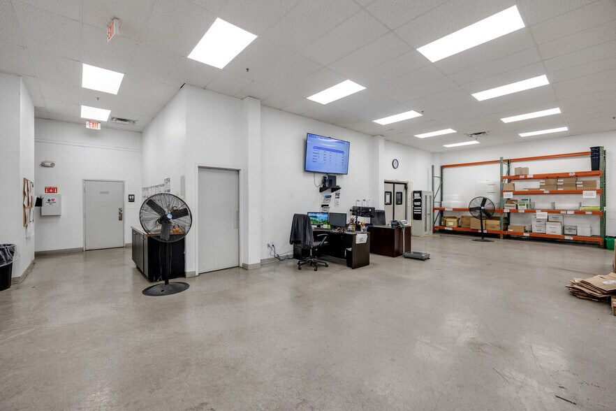 More Photos Of 301 N 4th St, Vineland Warehouse For Lease