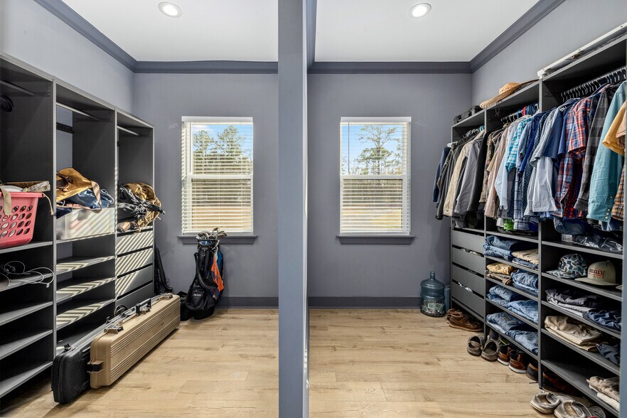 More Photos Of 6012 Long Branch Rd, Jacksonville Horse Stables For Sale