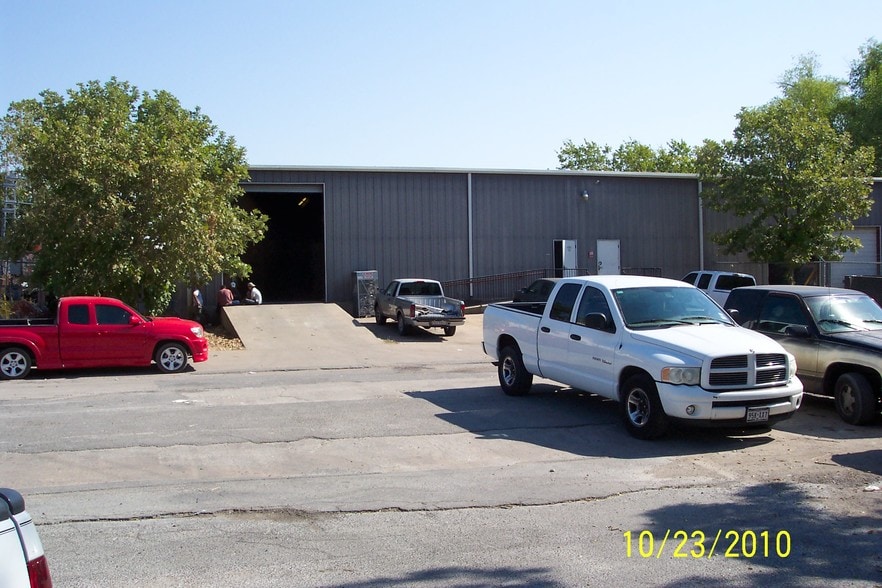 More Photos Of 4211 Todd Ln, Austin Warehouse For Lease