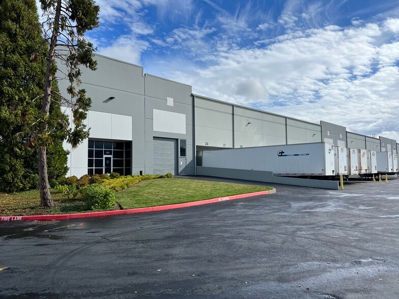 Primary Photo Of 15750 N Columbia Blvd, Portland Warehouse For Lease
