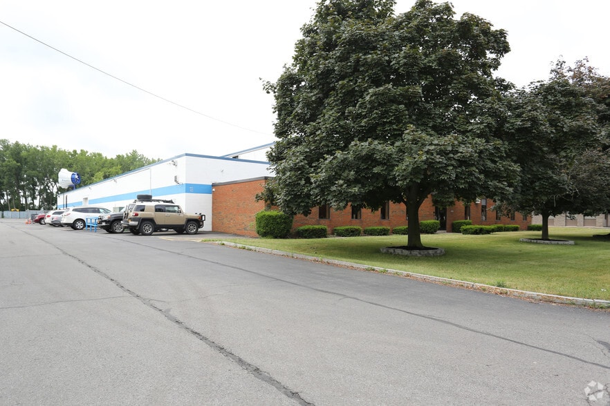 Primary Photo Of 1335 Emerson St, Rochester Manufacturing For Lease