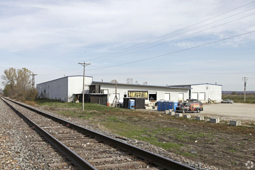 More Photos Of 14 Keeteman Rd, Old Monroe Warehouse For Lease