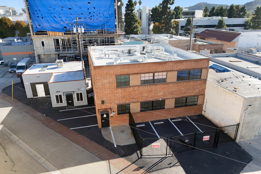 More Photos Of 3814 Willat Ave, Culver City Warehouse For Lease