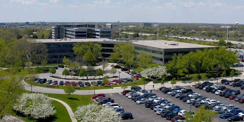 Primary Photo Of 215 Shuman Blvd, Naperville Office For Lease