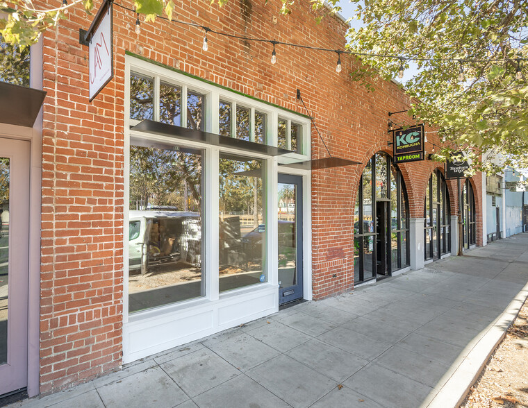 Primary Photo Of 3324-3328 Broadway, Sacramento Storefront Retail Office For Lease