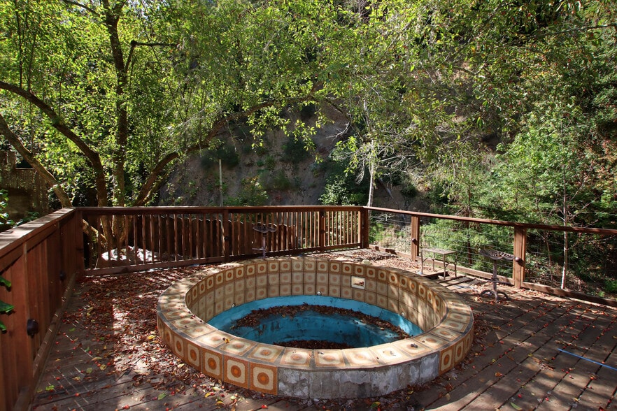 More Photos Of 16770 Redwood Lodge Rd, Los Gatos Lodge Meeting Hall For Sale