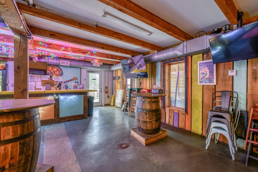 More Photos Of 4903 N Roan St, Johnson City Restaurant For Sale