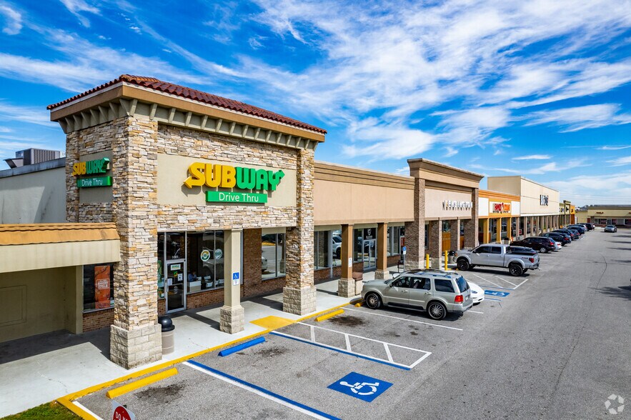 More Photos Of 1001-1049 S Dillard St, Winter Garden Unknown For Lease