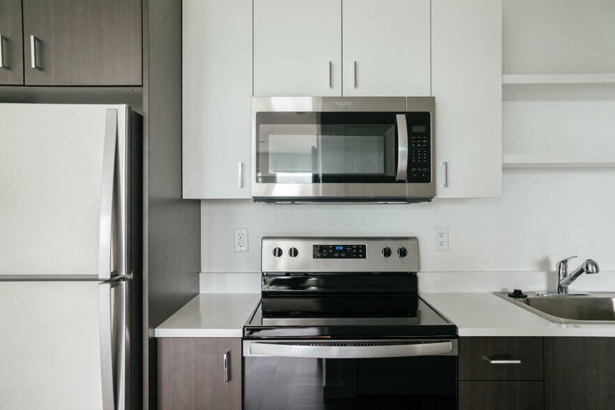 More Photos Of 7448 N Saint Louis Ave, Portland Apartments For Sale