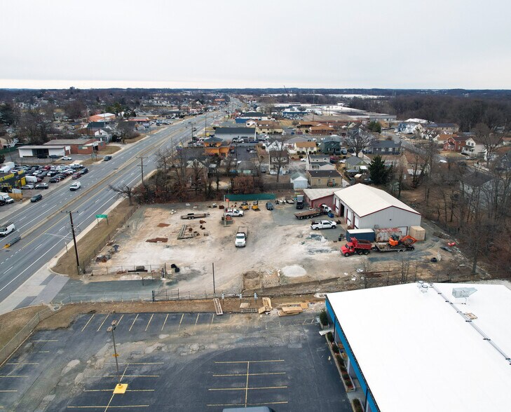 More Photos Of 8113 Pulaski Hwy, Rosedale Service For Lease