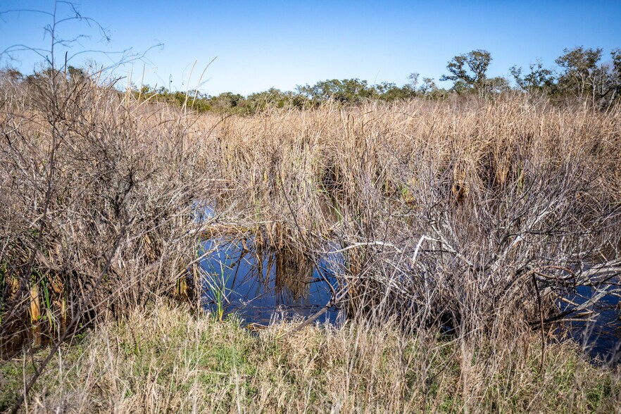 More Photos Of 6498 Highway 35 North, Rockport Land For Sale
