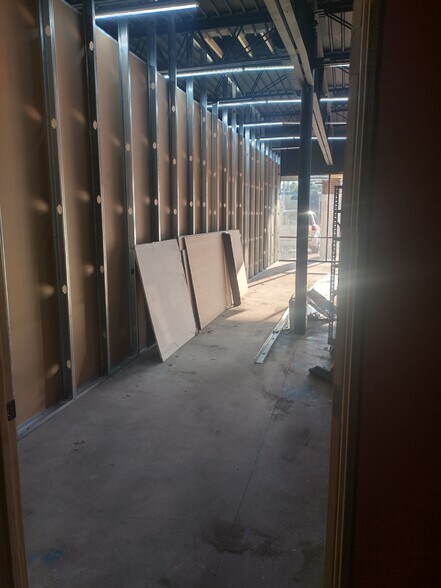 More Photos Of 2040-2070 W Spring Creek Pky, Plano Storefront For Lease
