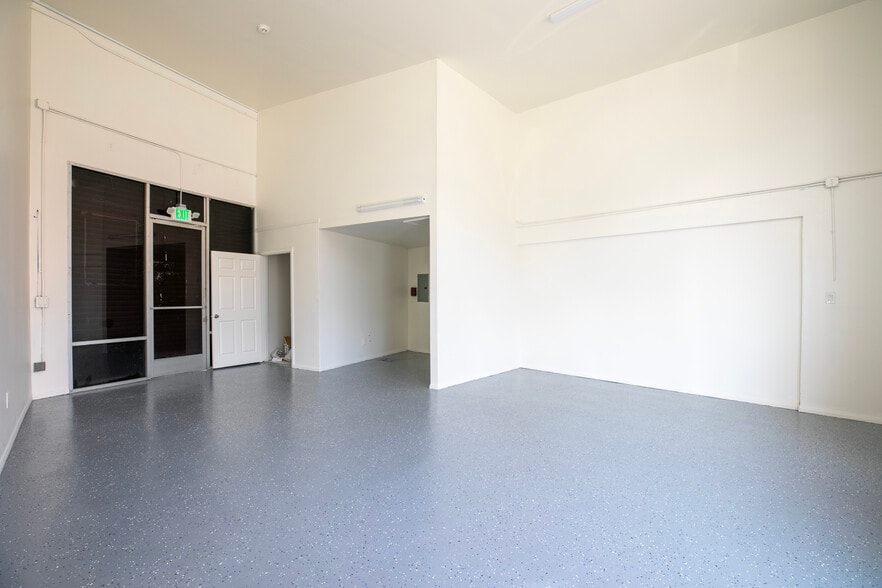 More Photos Of 3615 W Beverly Blvd, Los Angeles Freestanding For Lease