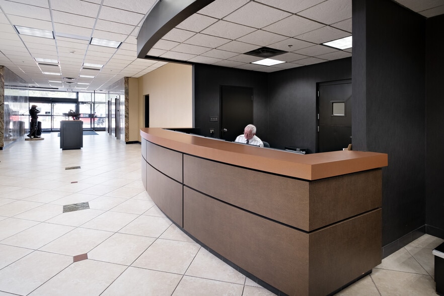 More Photos Of 600 S Tyler St, Amarillo Office For Lease