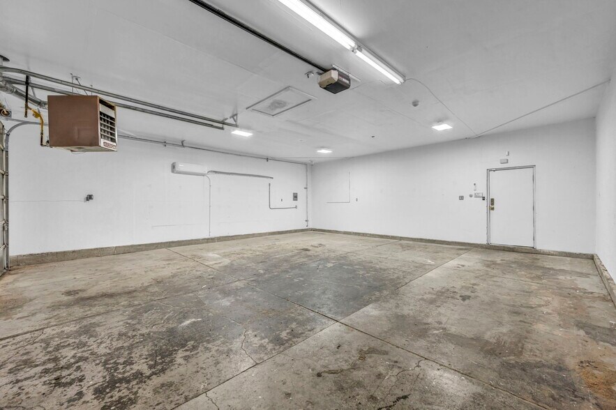 More Photos Of 72 Burns St, Reno Storefront Retail Residential For Lease