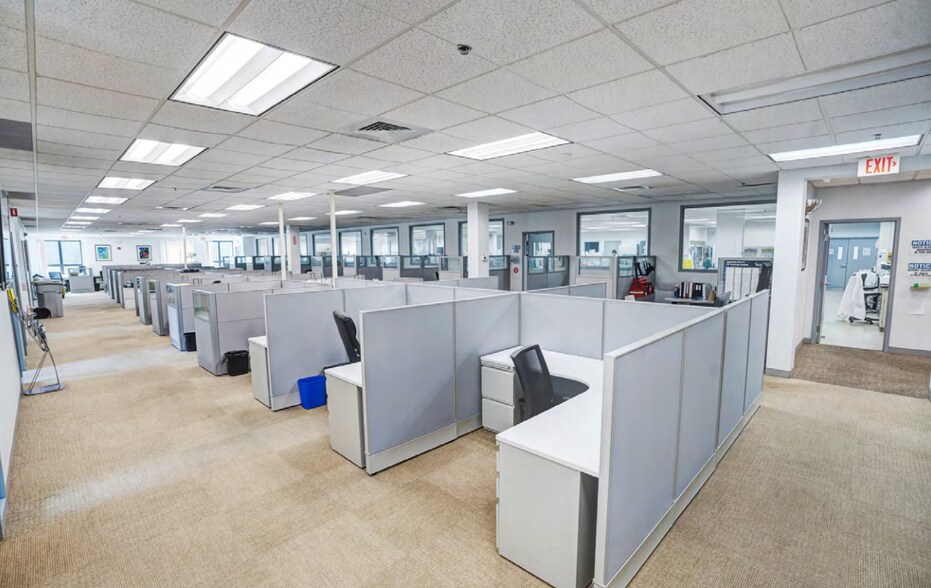 More Photos Of 13-15 DeAngelo Dr, Bedford Research And Development For Sale