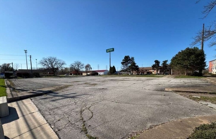 More Photos Of 661 Griswold Rd, Elyria Land For Sale