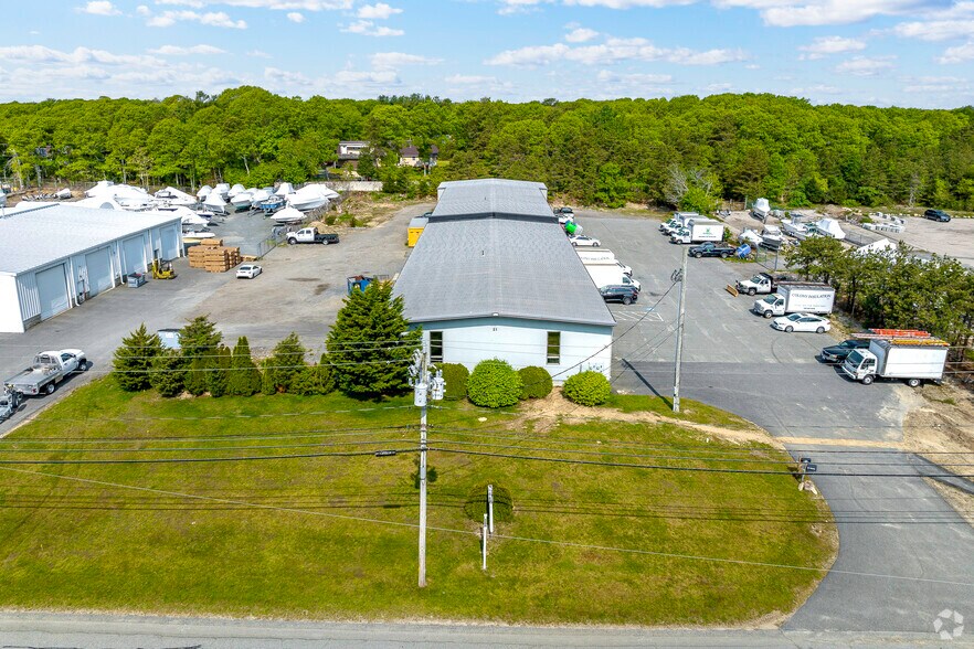 More Photos Of 53 Portside Dr, Bourne Unknown For Lease