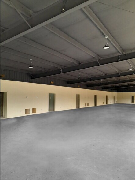 More Photos Of 98 Dean Goss Dr, Jasper Storefront Retail Office For Sale