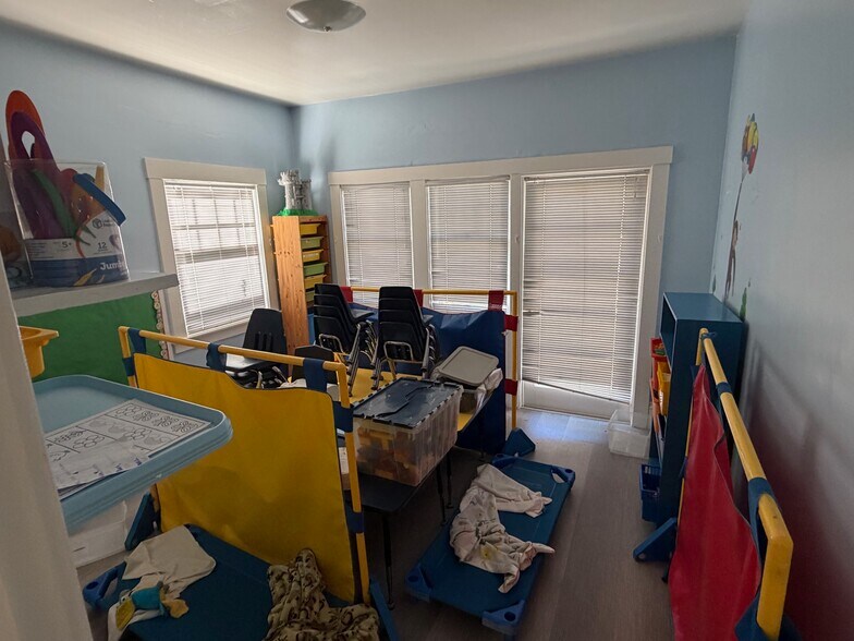 More Photos Of 1421 Palm Dr, Burlingame Religious Facility For Sale