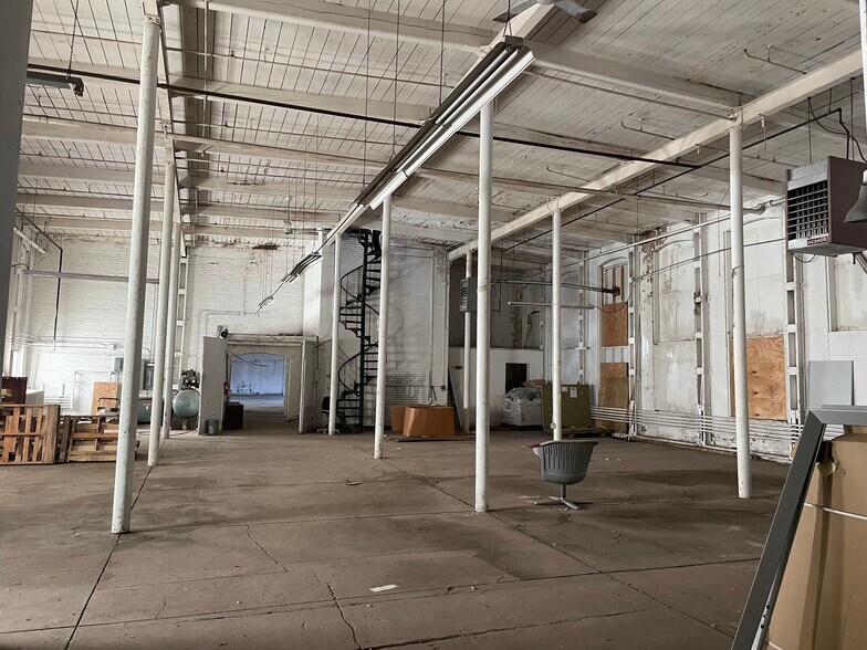 More Photos Of 12 Jacques St, Worcester Warehouse For Sale