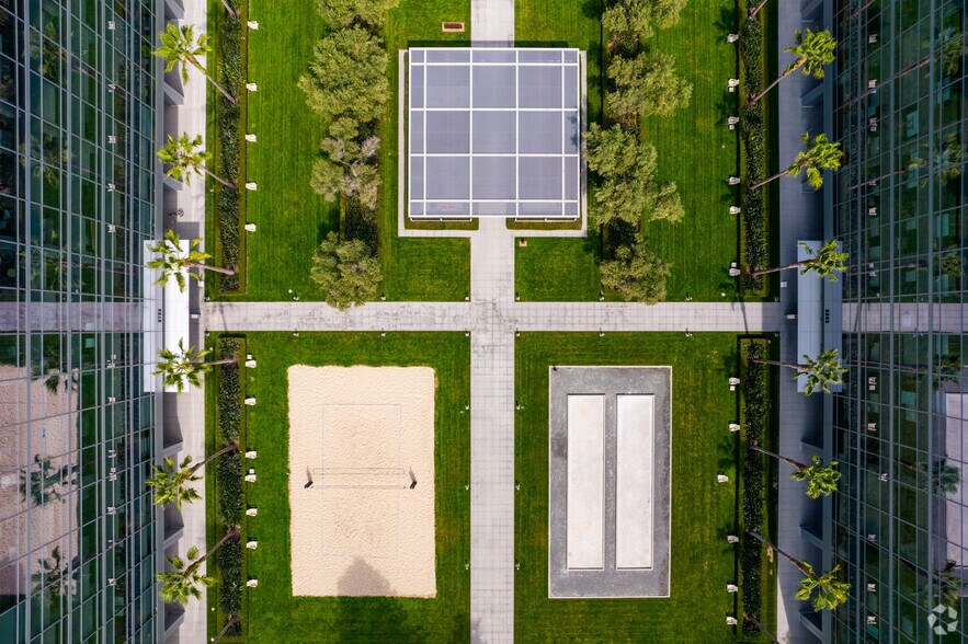 More Photos Of 2625 Augustine Dr, Santa Clara Office For Lease