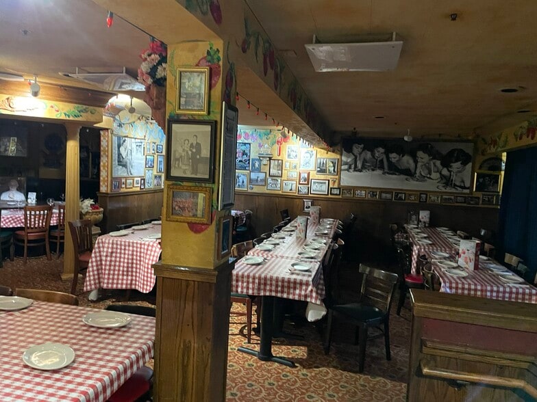 More Photos Of 643 Emerson St, Palo Alto Restaurant For Sale