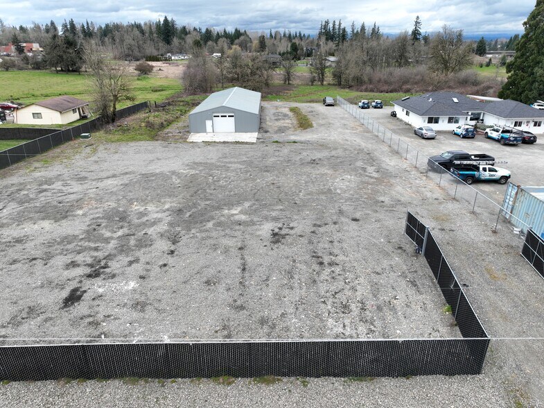 More Photos Of 104 NE 194th St, Ridgefield Warehouse For Lease