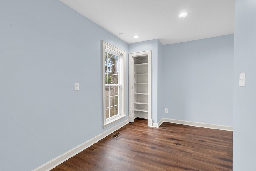 More Photos Of 9300 Highway 17 Byp, Murrells Inlet Office For Sale