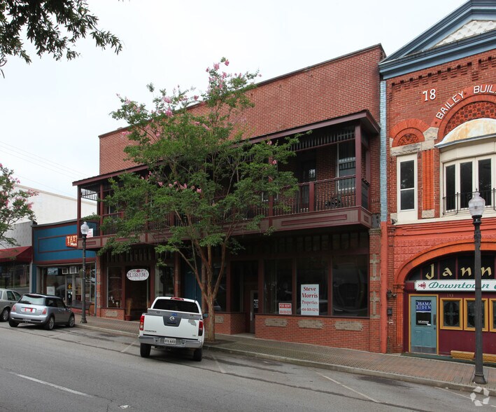 More Photos Of 129-131 N Hill St, Griffin Storefront Retail Office For Lease
