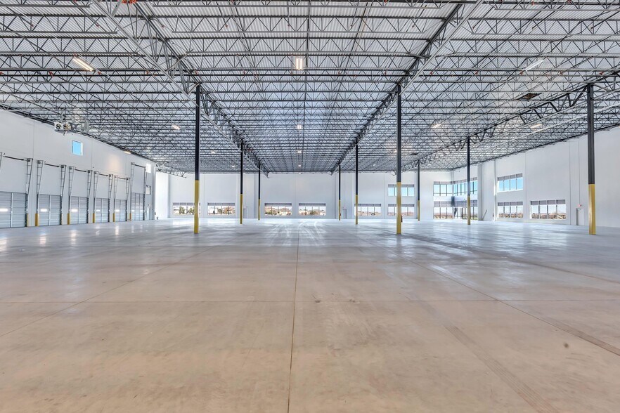 More Photos Of AW Grimes Blvd, Round Rock Unknown For Lease