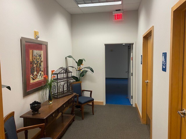More Photos Of 100 Westgate Pky, Amarillo Freestanding For Sale