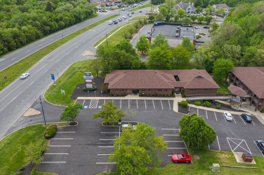 More Photos Of 3825 Leonardtown Rd, Waldorf Office For Lease