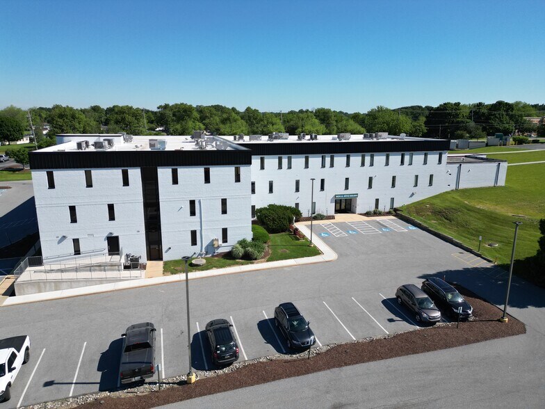 Primary Photo Of 1011 W Baltimore Pike, West Grove Office For Lease