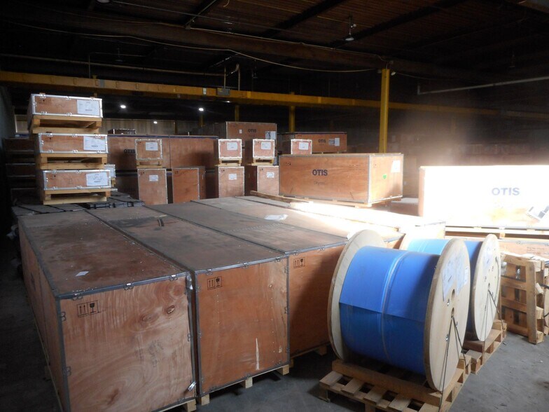 More Photos Of 524 Route 303, Orangeburg Manufacturing For Sale