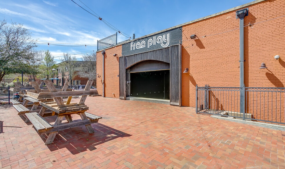 More Photos Of 1311 Lipscomb St, Fort Worth Restaurant For Lease