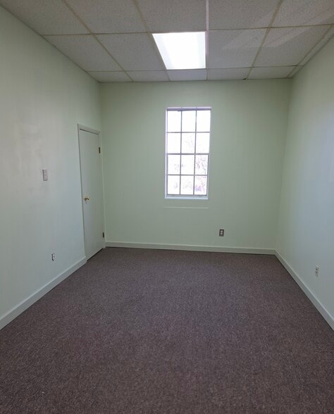 More Photos Of 534 Medlock Rd, Decatur Office For Lease