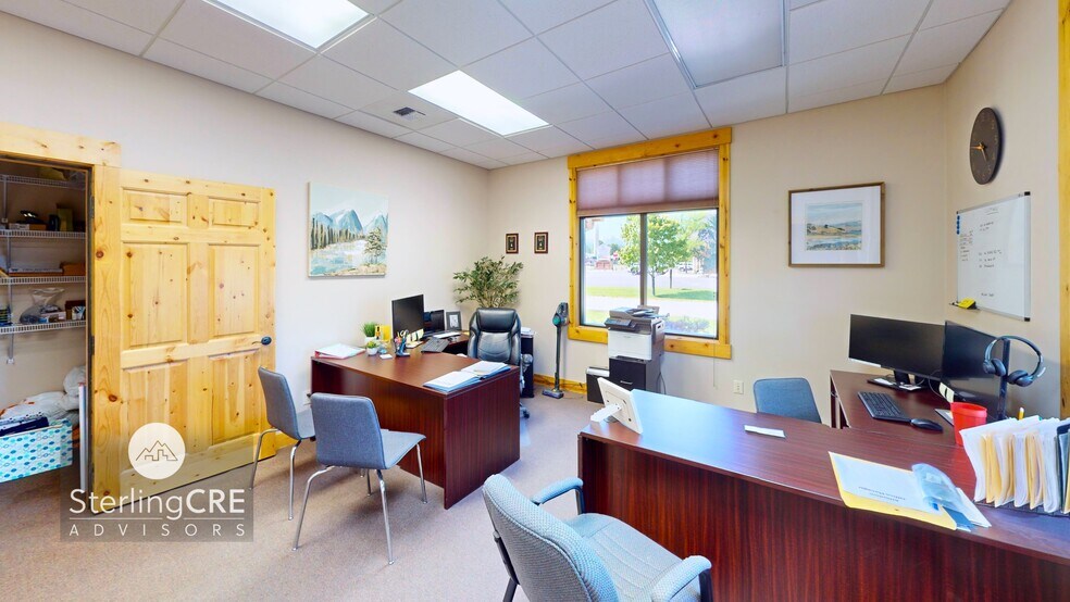 More Photos Of 1920 N 1st St, Hamilton Office For Sale