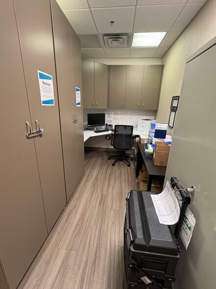 More Photos Of 7373-7375 Peak Dr, Las Vegas Medical For Sale