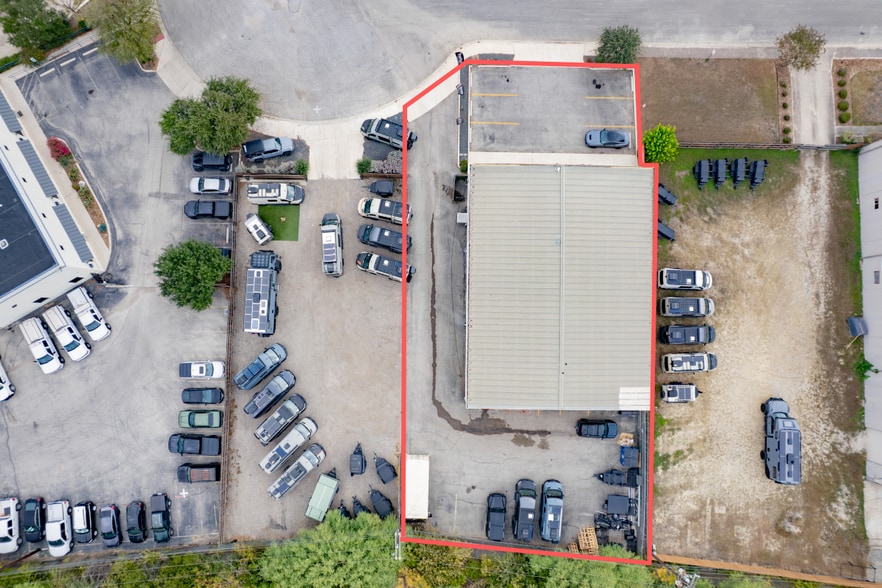 More Photos Of 16135 College Oak Dr, San Antonio Research And Development For Sale