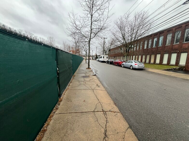 More Photos Of 74 Rumford Ave, Waltham Land For Sale