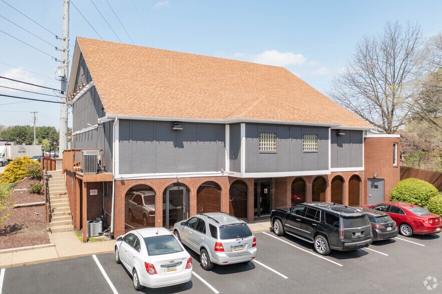 Primary Photo Of , Cranberry Township General Retail For Sale
