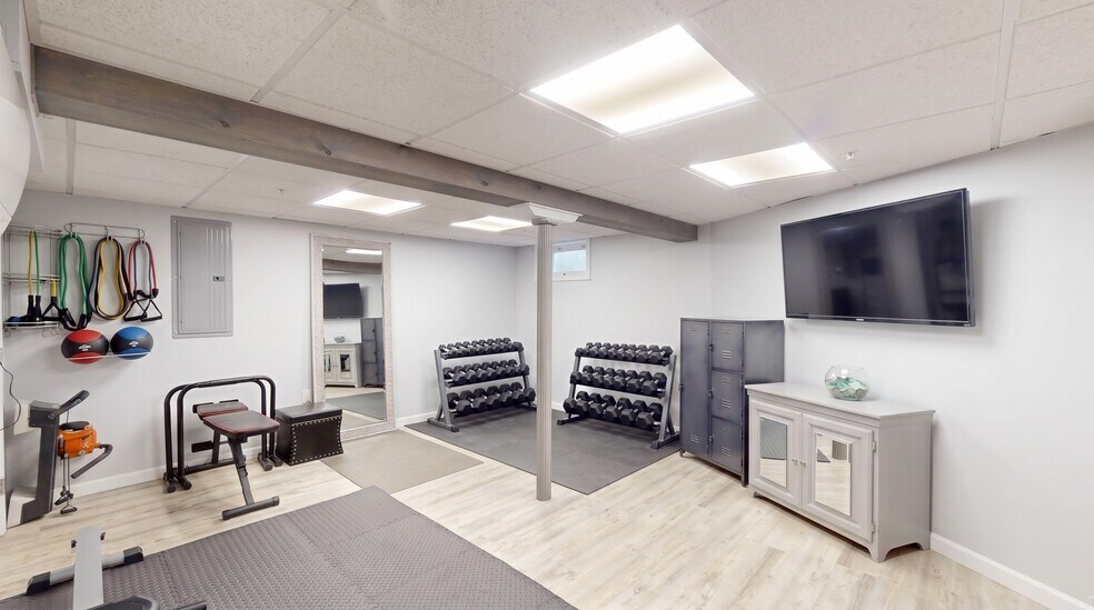 More Photos Of 400 Main St, Reading Office Residential For Sale