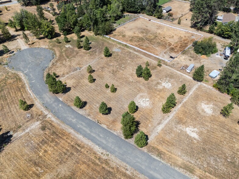 More Photos Of 4697 E Evans Creek Rd, Rogue River Land For Sale
