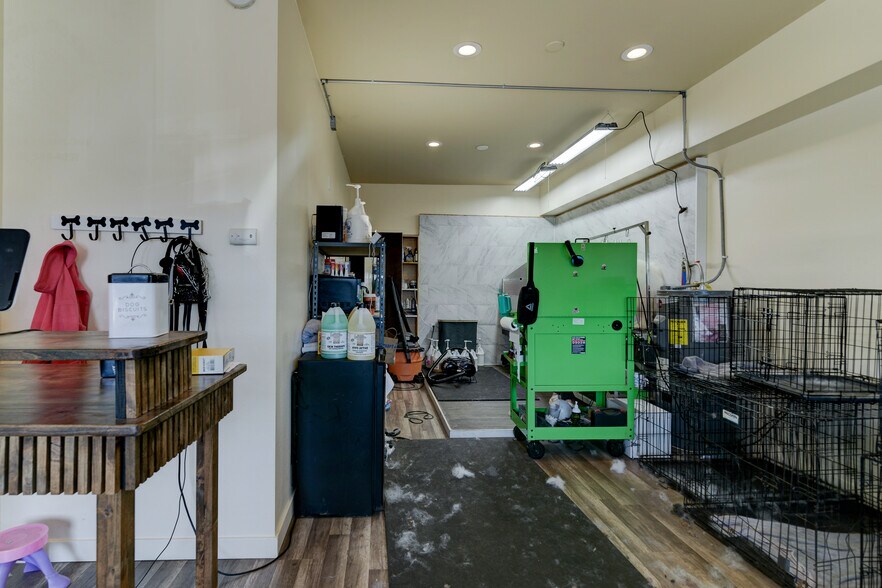 More Photos Of 112 East State St, Mossyrock Storefront Retail Residential For Sale