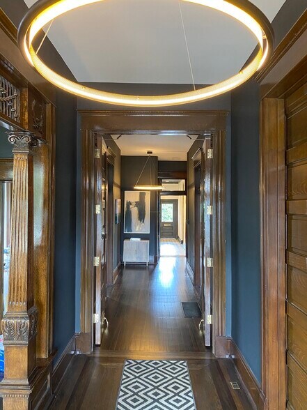 More Photos Of 311 22nd Ave N, Nashville Office Residential For Sale