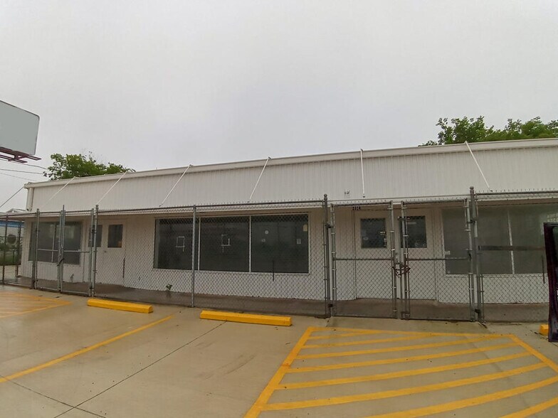 More Photos Of 2314 E Us-190 Hwy, Copperas Cove Auto Repair For Lease