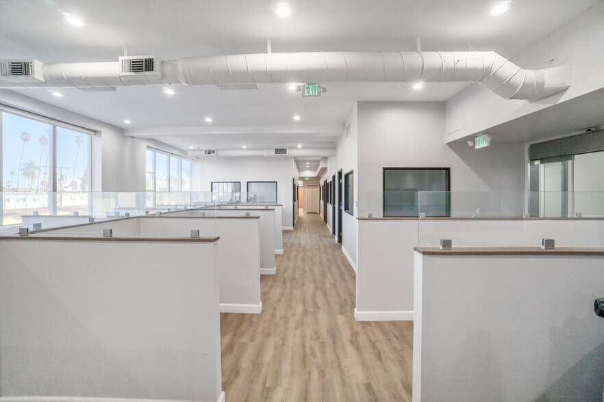 More Photos Of 1818 S Western Ave, Los Angeles Office For Lease