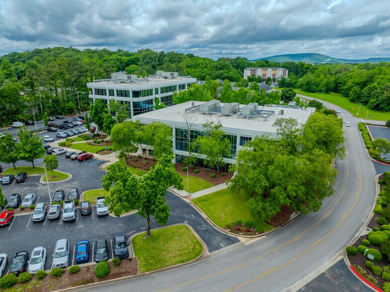 More Photos Of 600 Boulevard S, Huntsville Coworking Space