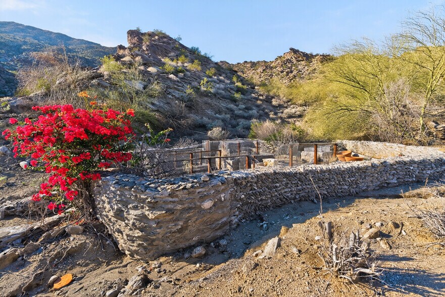 More Photos Of 1 Ridge Road, Palm Springs Land For Sale